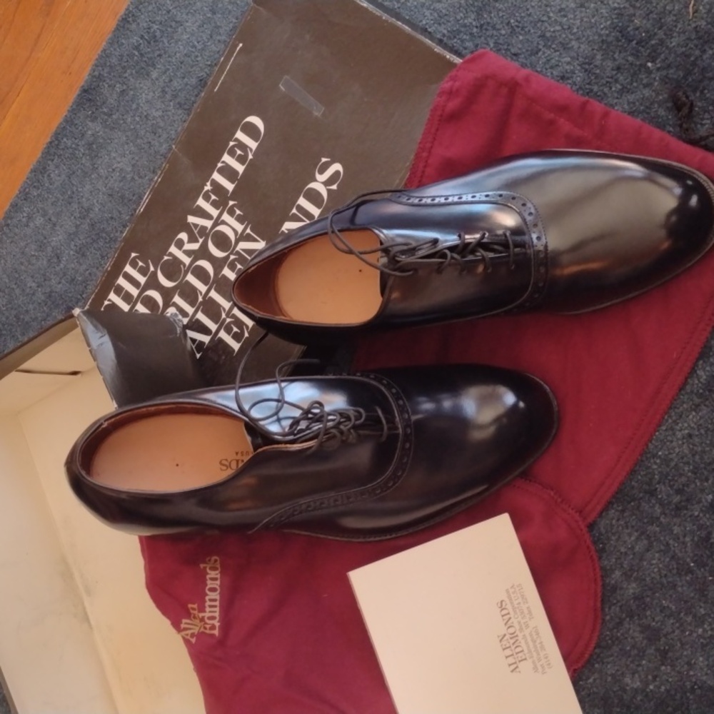 Men's shoes Allen Edmonds black size 7 Vintage
